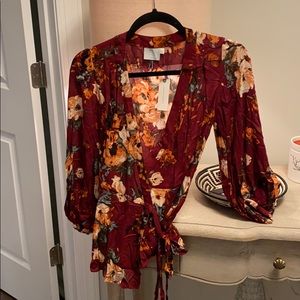 Beautiful wrap blouse, size 0